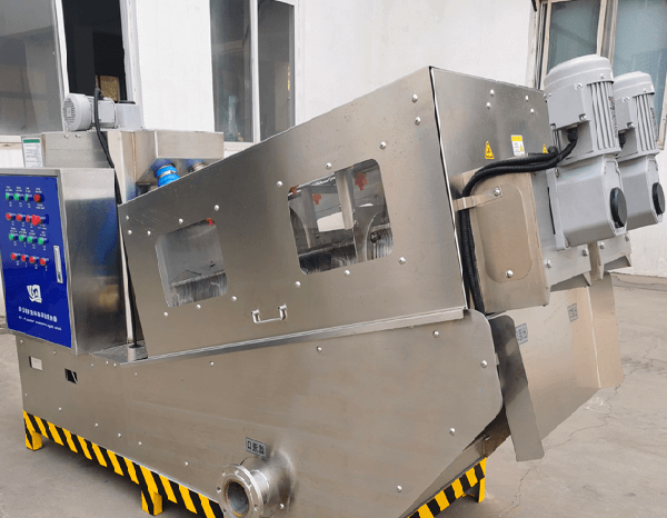 士元直交軸減速機在污泥疊螺脫水設備上的使用