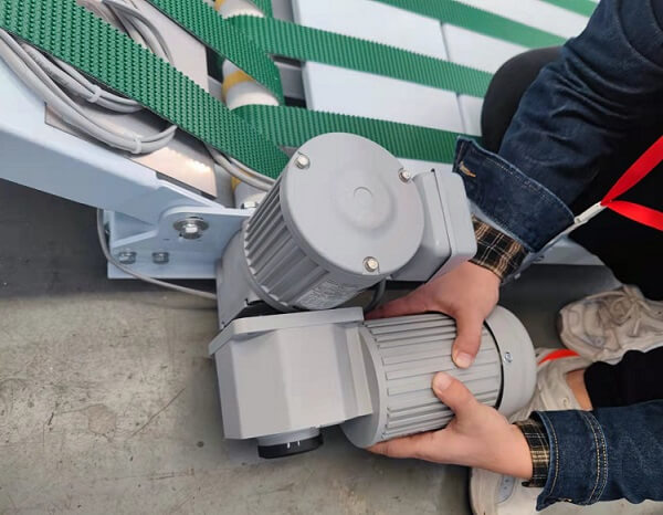 士元直交軸減速機在輸送帶上的應(yīng)用