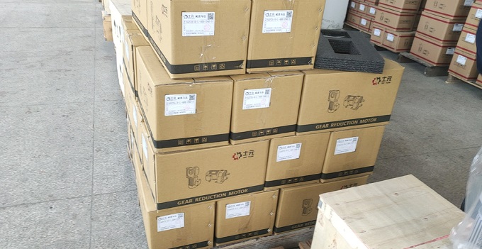 大數(shù)比直交減速機(jī) 士元400W中空軸減速機(jī) 整裝待發(fā)