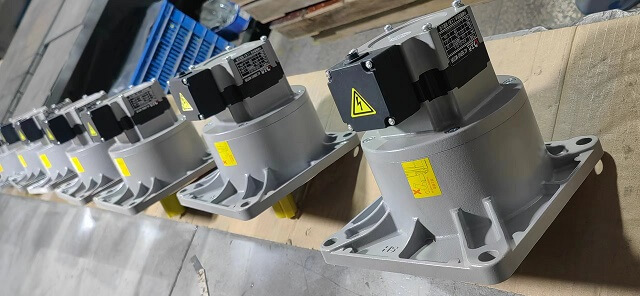 士元200W單相電機 旋轉(zhuǎn)小火鍋減速機廠家直銷